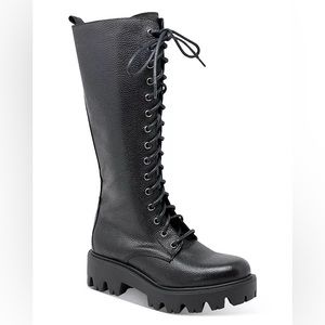 🚚 Moving sale 🚚 Charles David Hound Knee-High Boots